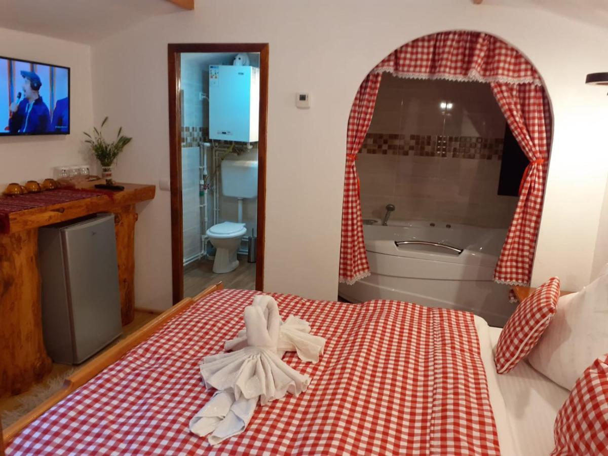 Cabanute Si Camping Dracula Capatineni-Paminteni Exterior foto